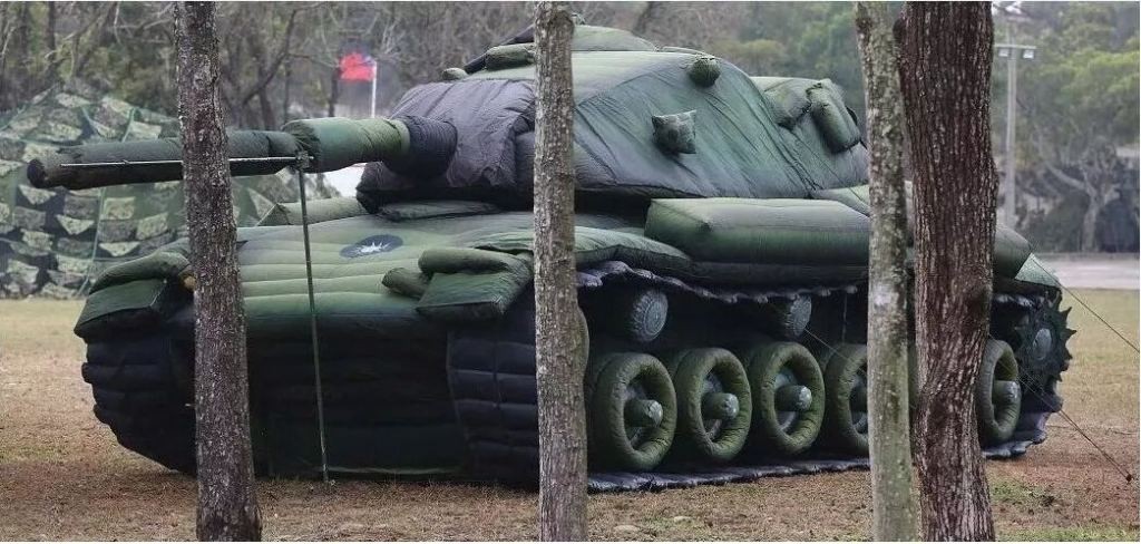 广宁军用充气坦克